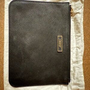 DKNY Elegant Black Pouch